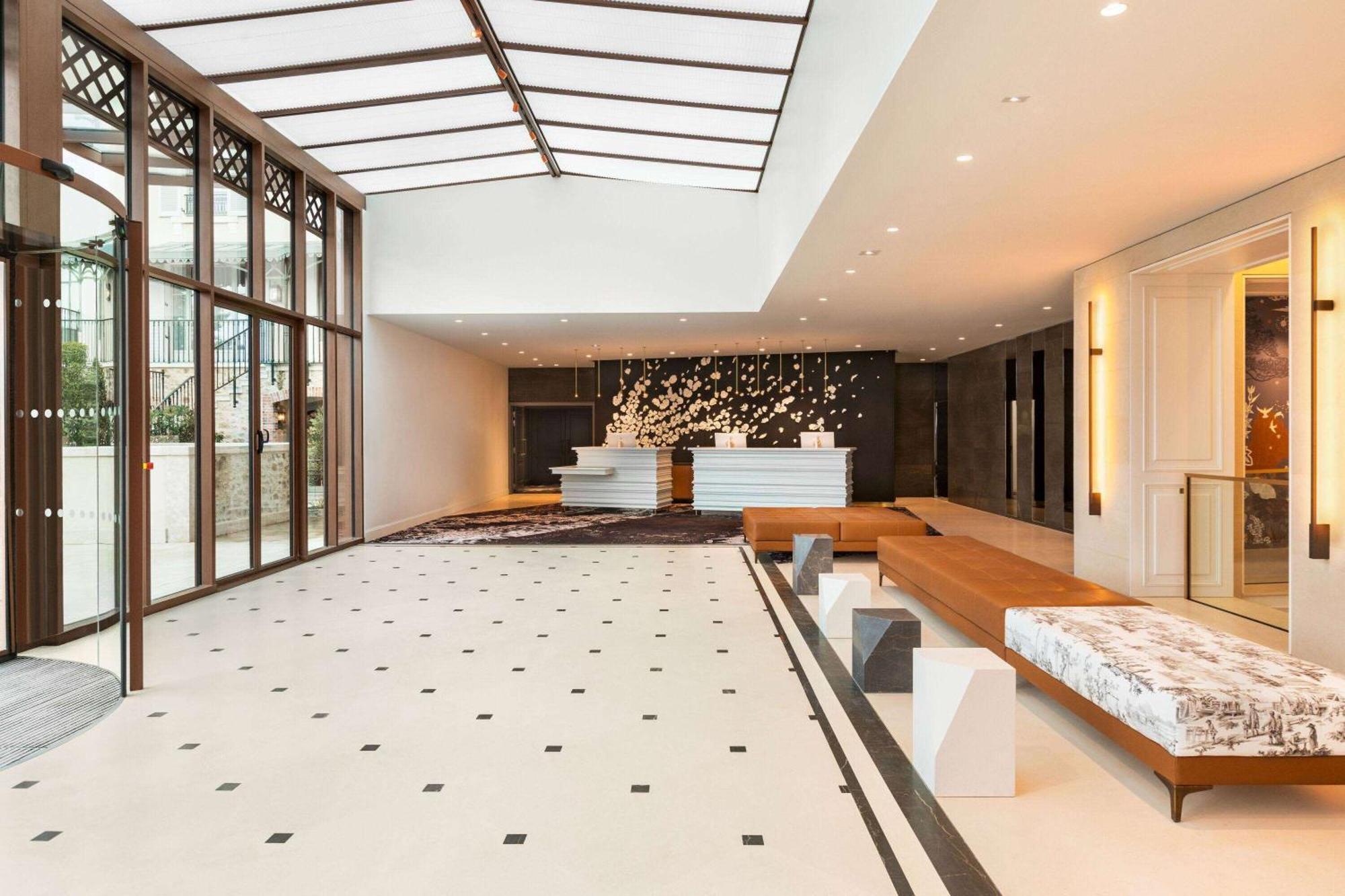 Dolce By Wyndham Versailles - Domaine Du Montcel Жуи-ан-Жозас Екстериор снимка